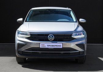 Подержанный автомобиль Volkswagen Tiguan 2021 года (2 фото)