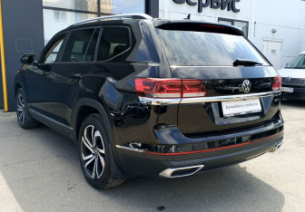 Подержанный автомобиль Volkswagen Teramont 2021 года (7 фото)