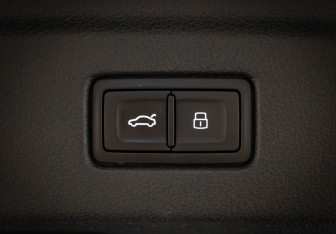 Подержанный автомобиль Audi A5 Liftback 2017 года (35 фото)