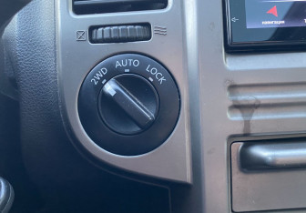 Подержанный автомобиль Nissan X-Trail 2004 года (15 фото)