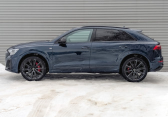 Новый Audi Q8 2025 (3 фото)