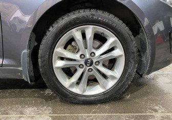 Подержанный автомобиль Kia Optima Sedan 2013 года (19 фото)