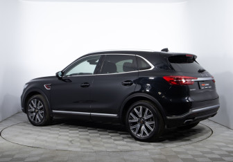 Подержанный автомобиль Hongqi HS5 2024 года (7 фото)