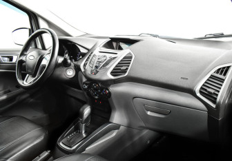 Подержанный автомобиль Ford EcoSport 2015 года (7 фото)
