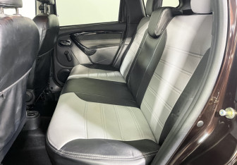 Подержанный автомобиль Renault Duster 2018 года (10 фото)