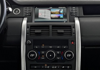 Подержанный автомобиль Land Rover Discovery Sport 2015 года (17 фото)