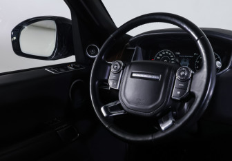 Подержанный автомобиль Land Rover Range Rover 2017 года (12 фото)