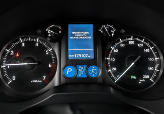 Подержанный автомобиль Lexus GX 2012 года (16 фото)