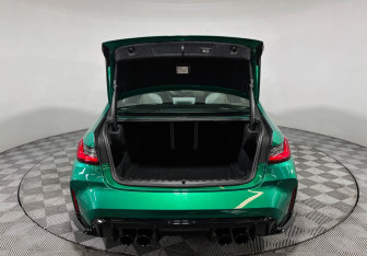 Подержанный автомобиль BMW M3 Sedan 2021 года (9 фото)