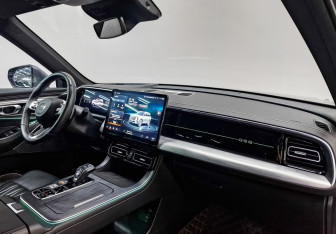 Новый GAC GS8 2024 (9 фото)