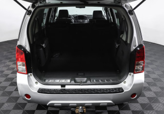 Подержанный автомобиль Nissan Pathfinder 2010 года (10 фото)