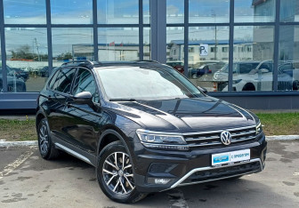 Подержанный автомобиль Volkswagen Tiguan 2020 года (3 фото)