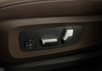 Новый BMW X5 2025 (19 фото)