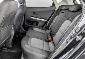 Подержанный автомобиль Kia Ceed Hatchback 2018 года (11 фото)