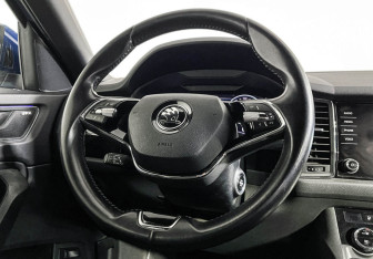 Подержанный автомобиль Skoda Kodiaq 2021 года (14 фото)