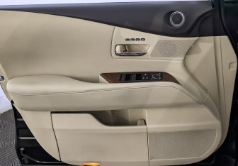 Подержанный автомобиль Lexus RX 2014 года (19 фото)