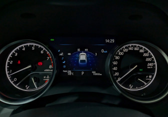 Подержанный автомобиль Toyota Camry Sedan 2020 года (18 фото)