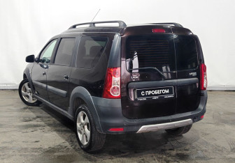 Подержанный автомобиль LADA (ВАЗ) Largus Wagon 2018 года (7 фото)