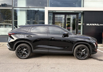 Подержанный автомобиль Omoda C5 2024 года (4 фото)