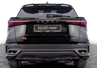 Подержанный автомобиль Omoda C5 2023 года (6 фото)