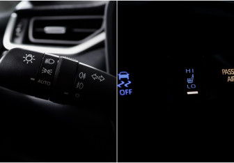 Подержанный автомобиль Toyota RAV4 2021 года (17 фото)