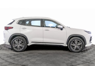 Подержанный автомобиль Exeed LX 2022 года (4 фото)