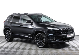Подержанный автомобиль Jeep Cherokee 2014 года (3 фото)