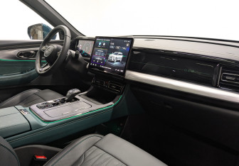 Новый GAC GS8 2025 (9 фото)