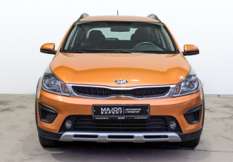 Подержанный автомобиль Kia Rio Hatchback 2019 года (2 фото)