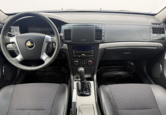 Подержанный автомобиль Chevrolet Epica 2011 года (12 фото)