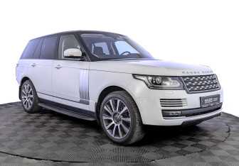 Подержанный автомобиль Land Rover Range Rover 2016 года (3 фото)