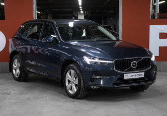 Подержанный автомобиль Volvo XC60 2021 года (3 фото)
