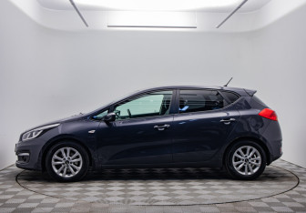 Подержанный автомобиль Kia Ceed Hatchback 2016 года (8 фото)