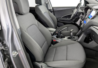 Подержанный автомобиль Hyundai Santa Fe 2014 года (23 фото)