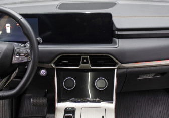 Подержанный автомобиль Exeed TXL 2023 года (14 фото)