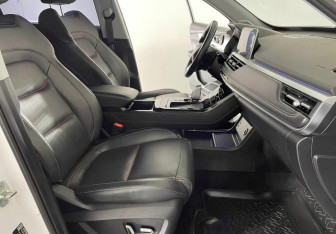 Подержанный автомобиль Chery Tiggo 7 Pro 2022 года (8 фото)