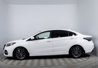 Подержанный автомобиль Omoda S5 2023 года (8 фото)