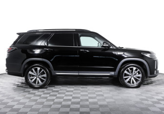 Подержанный автомобиль Changan CS95 2023 года (4 фото)