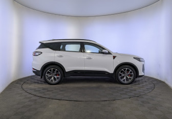 Подержанный автомобиль Chery Tiggo 7 Pro Max 2024 года (4 фото)