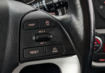 Подержанный автомобиль Kia Picanto 2015 года (26 фото)