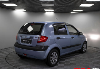 Подержанный автомобиль Hyundai Getz 2010 года (24 фото)