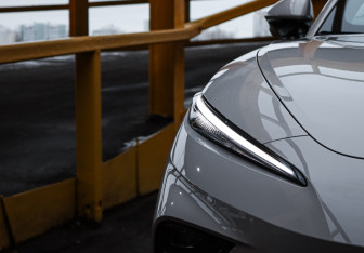 Подержанный автомобиль Rising Auto F7 2023 года (22 фото)