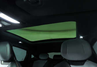 Подержанный автомобиль Changan UNI-V 2023 года (18 фото)