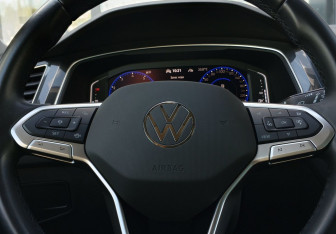 Подержанный автомобиль Volkswagen Tiguan 2021 года (14 фото)