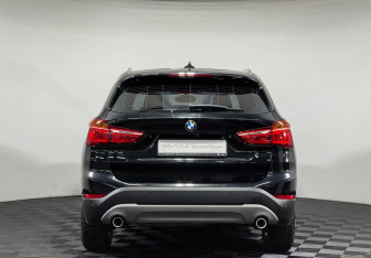 Подержанный автомобиль BMW X1 2018 года (4 фото)