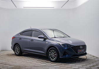 Подержанный автомобиль Hyundai Solaris Sedan 2021 года (3 фото)