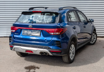 Подержанный автомобиль Kia Rio Hatchback 2021 года (5 фото)