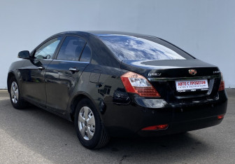 Подержанный автомобиль Geely Emgrand EC7 Sedan 2013 года (7 фото)