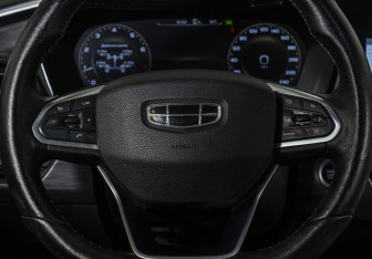 Подержанный автомобиль Geely Tugella 2020 года (11 фото)