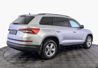Подержанный автомобиль Skoda Kodiaq 2019 года (5 фото)